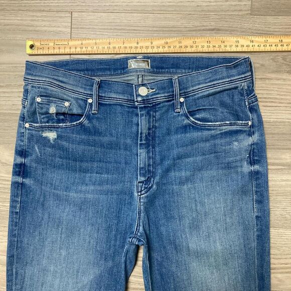 Mother The Weekender Fray Graffiti Girl Jeans Flare Bootcut Size 32 - Picture 2 of 8
